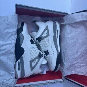 Nike Air Jordan 4 Retro White Cement